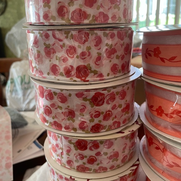 FLORAL RIBBON. Gorgeous Lion Ribbon 13 Rolls 1.5” x 25’ - Picture 7 of 7